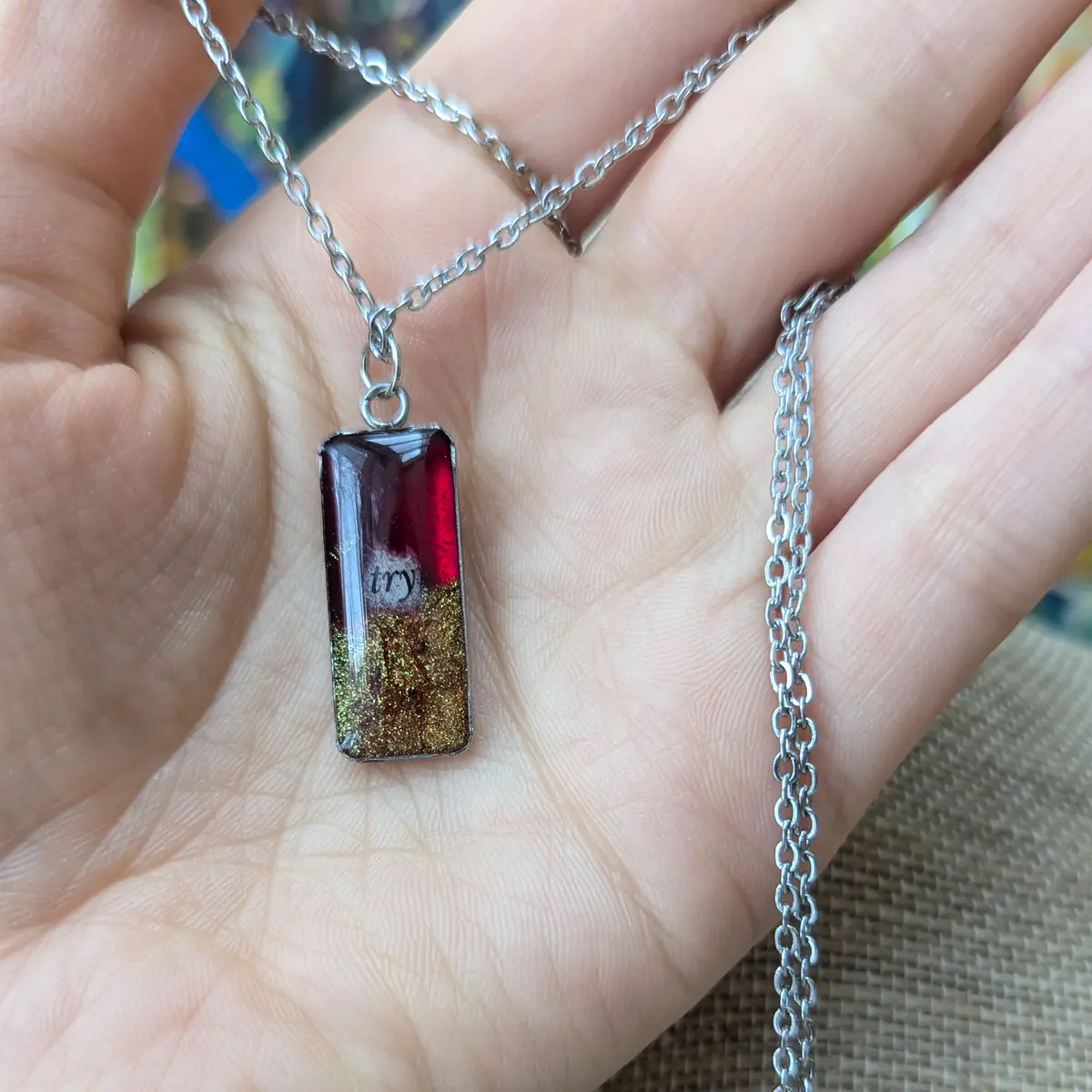 Resin stainless steel pendant necklace red