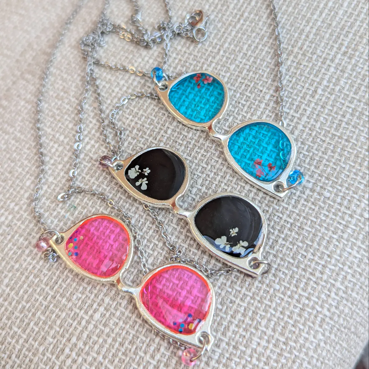 Sunglasses necklaces 