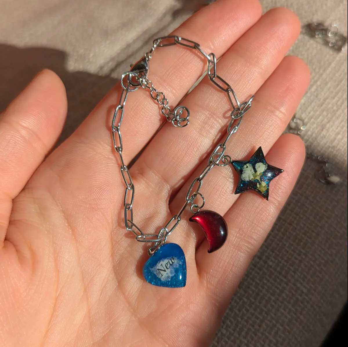 Resin Floral Bracelet 