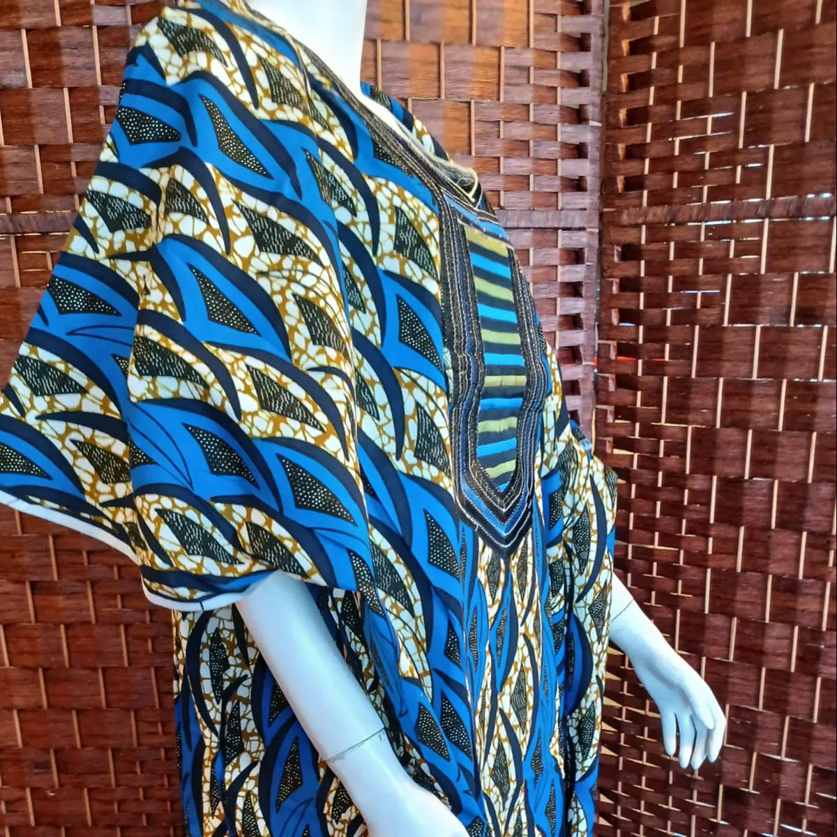 Women African Boubou or dress with embroidery at the front. Unique size, length 140cm and width 115cm