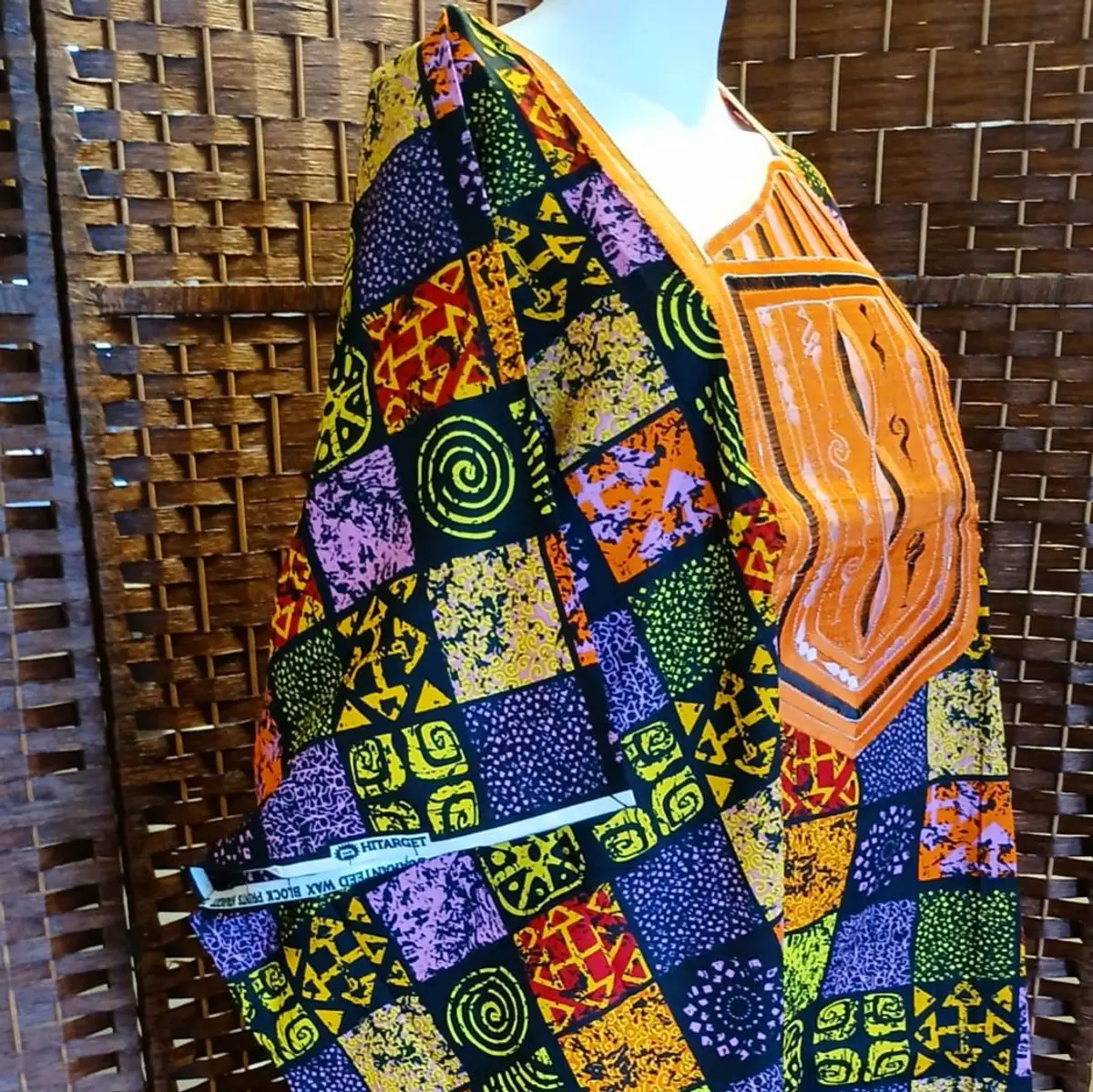 Women African Boubou or dress with embroidery at the front. Unique size, length 140cm and width 115cm