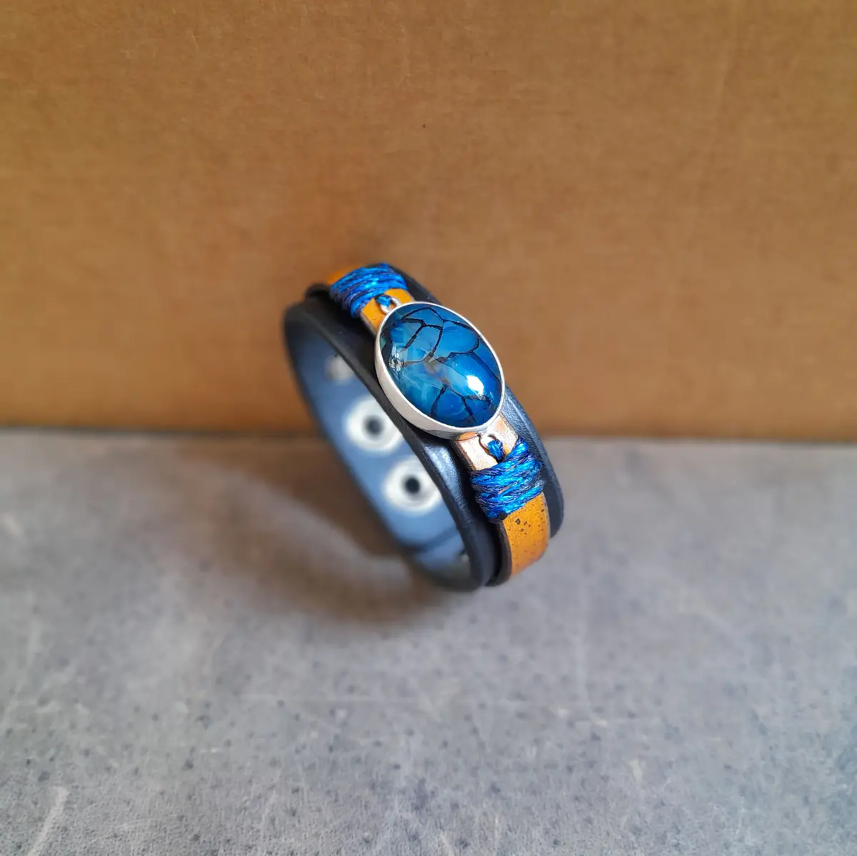 Natural Blue Dragon Veins Agate Leather Bracelet