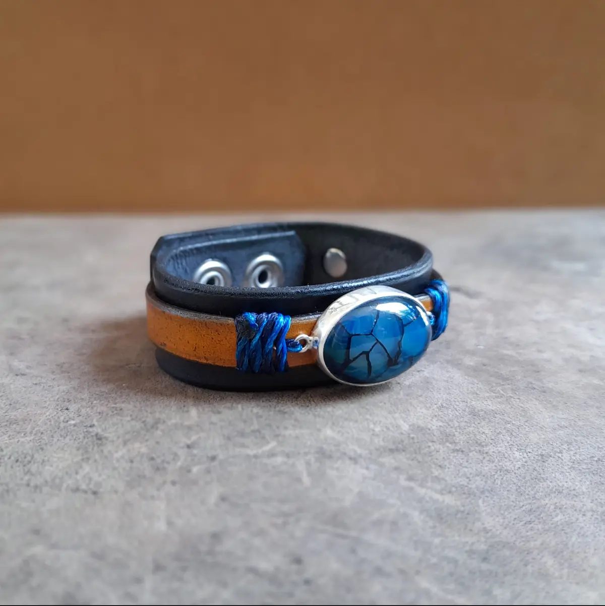 Natural Blue Dragon Veins Agate Leather Bracelet