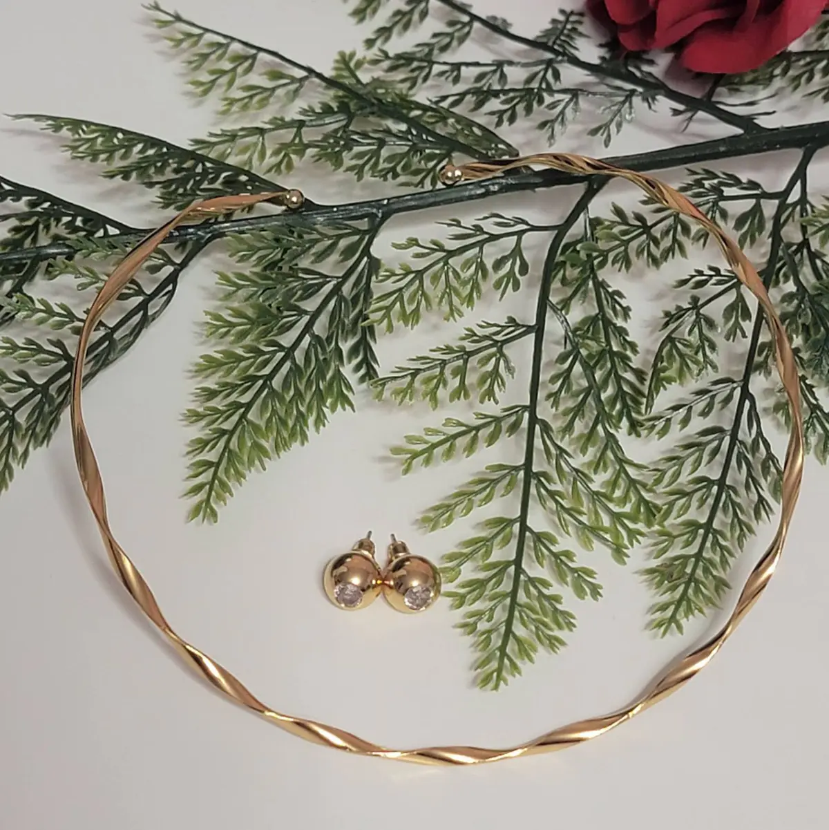 gold choker set