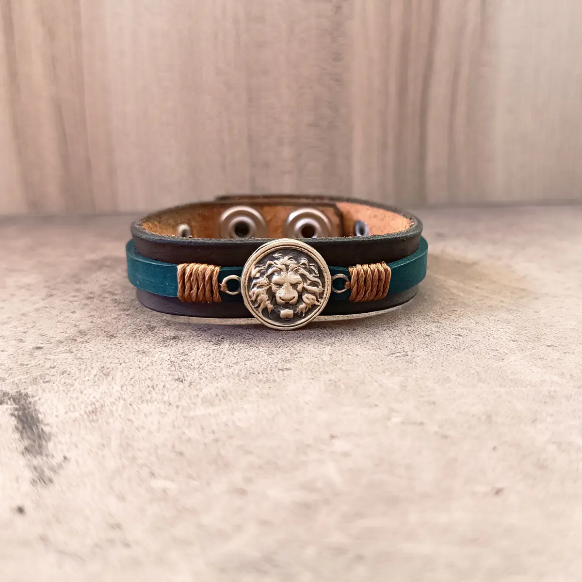 Unisex Heracles Lion Leather Bracelet