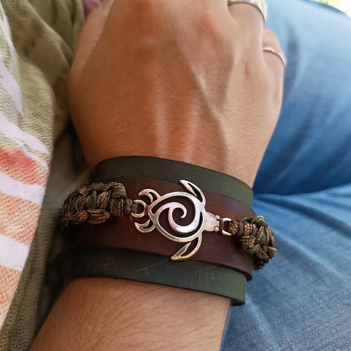 Spiral Turtle Leather Paracord Buckle Cuff Worn