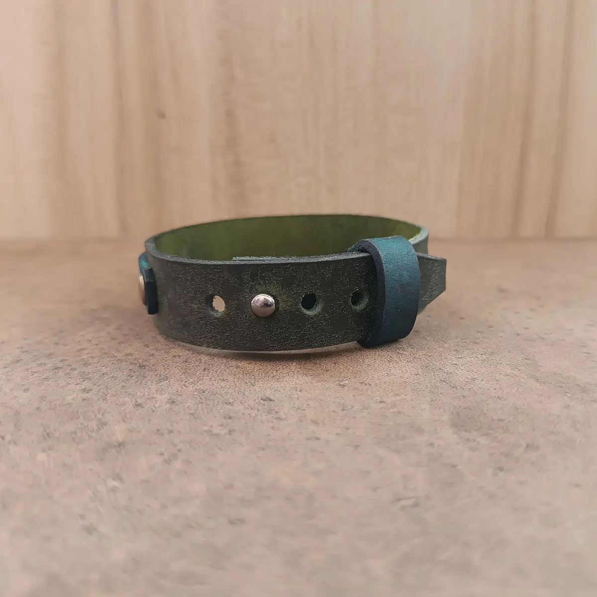 Bowenite New Jade Bracelet Back