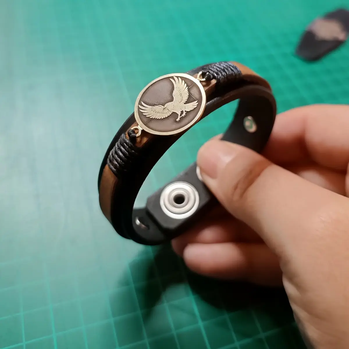 Crow Leather Bracelet making of