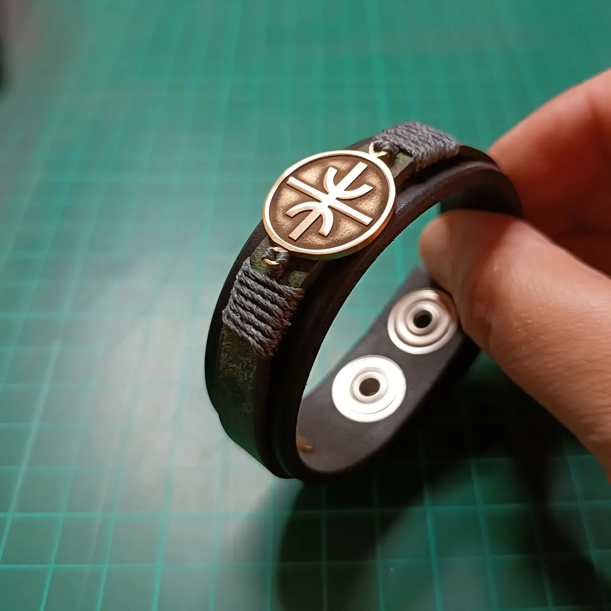 Delphic Epsilon Bracelet making of