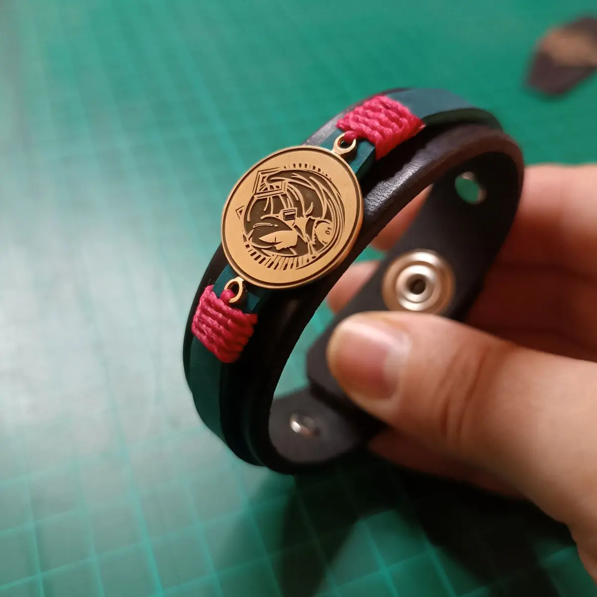 Vocaloid Anime Bracelet making of