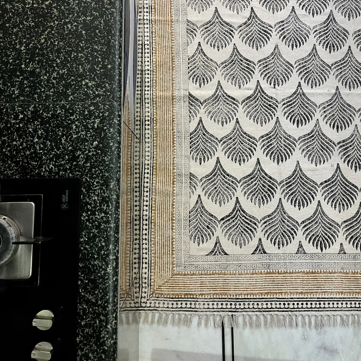 Buy premium handmade cotton rugs from India. Ethically crafted, stylish & perfect for living room and bedroom décor.