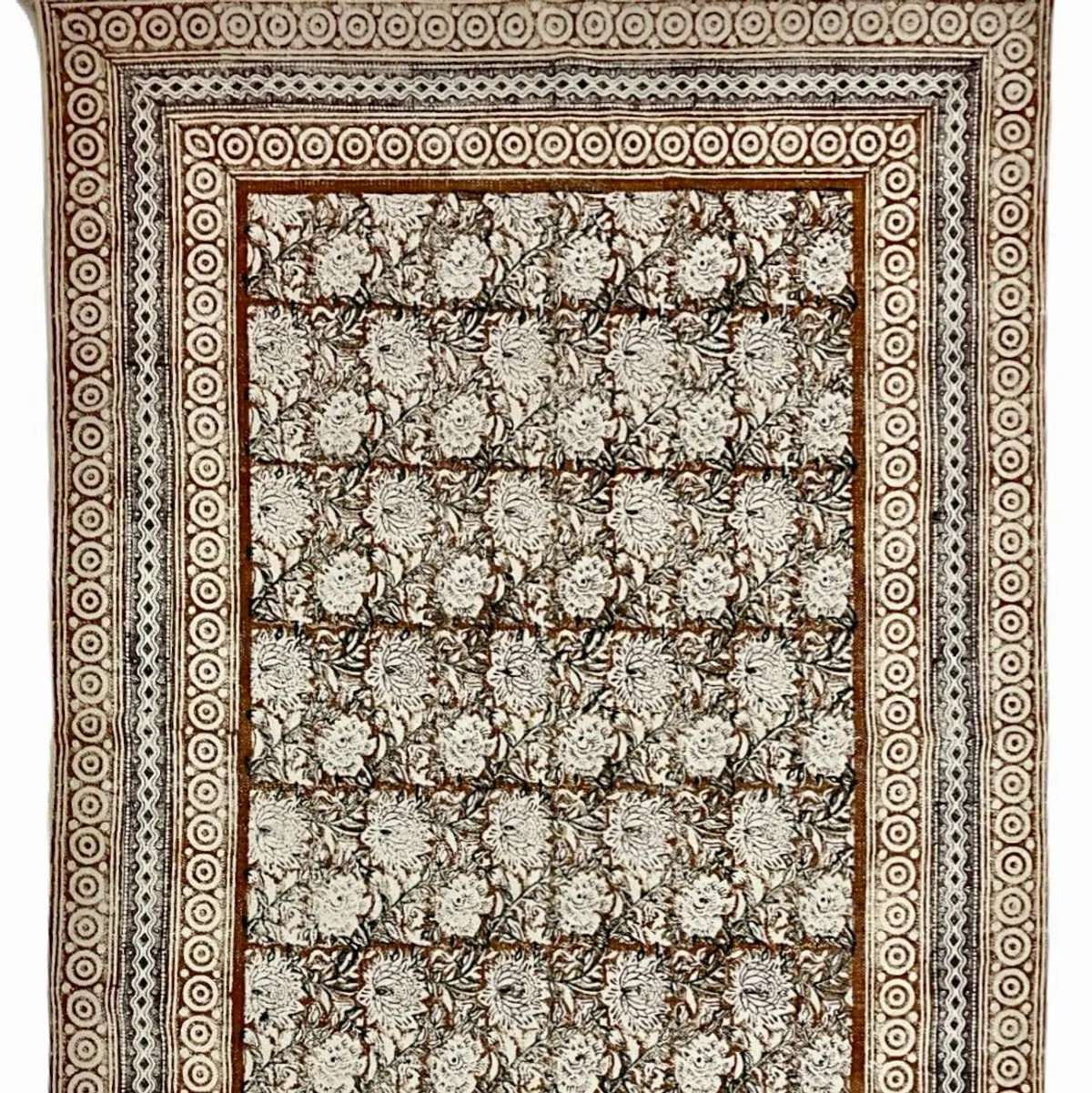 Explore boho handmade Indian rugs in natural cotton. Durable, stylish area rugs for modern and traditional homes.
