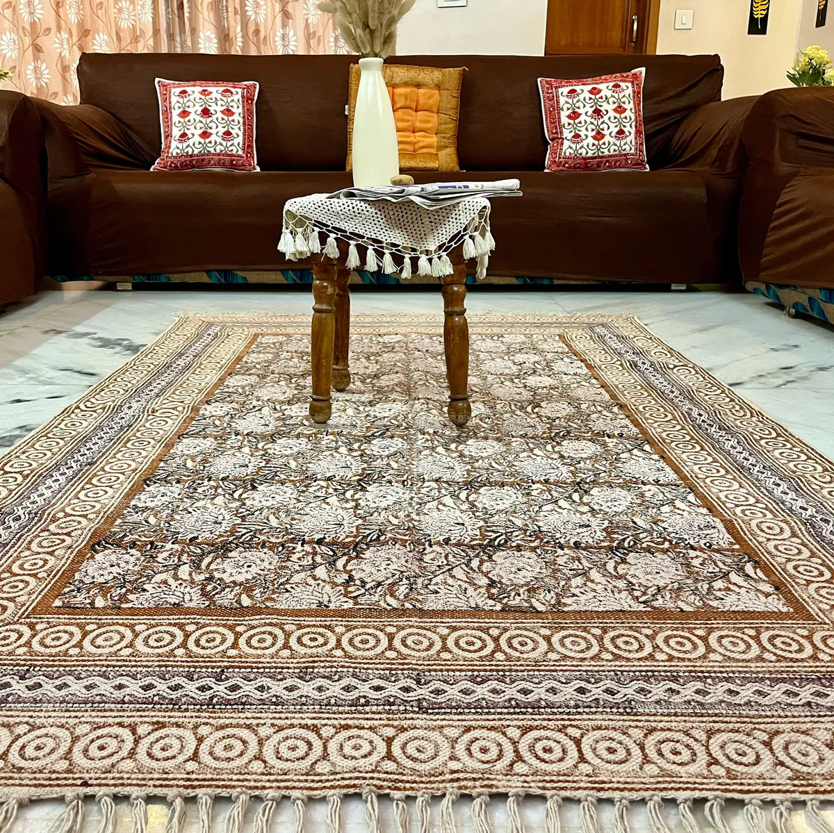 Explore boho handmade Indian rugs in natural cotton. Durable, stylish area rugs for modern and traditional homes.