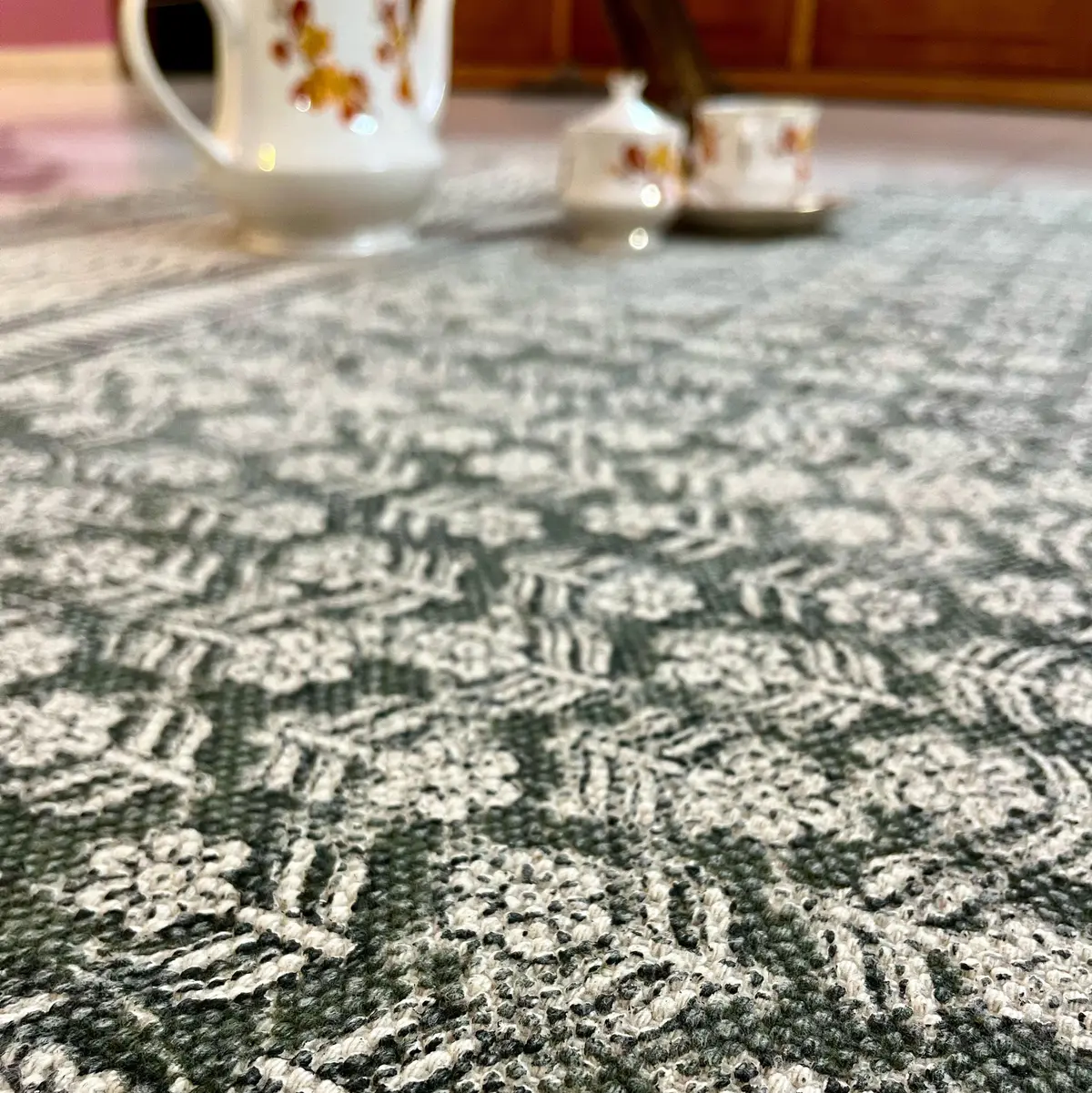 Shop handmade Indian cotton rugs crafted by skilled artisans. Boho, modern & durable area rugs for living rooms and bedrooms.